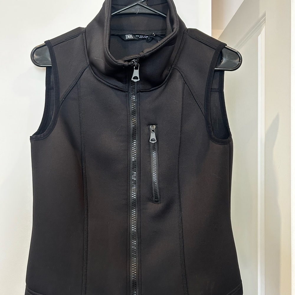 Zara Black Sleeveless Vest with High Collar